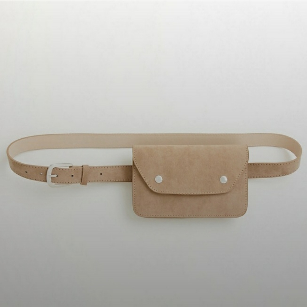 Torrid 2X Belt Bag Fanny Pack Taupe Faux Suede NWT
